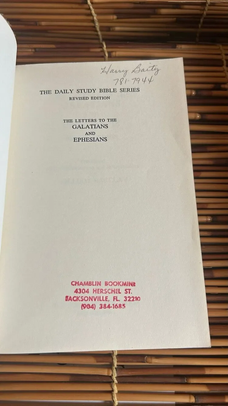 The Letters to the Galatians and Ephesians William Barclay Paperback